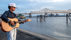 Image of Elmthree Presents Briscoe